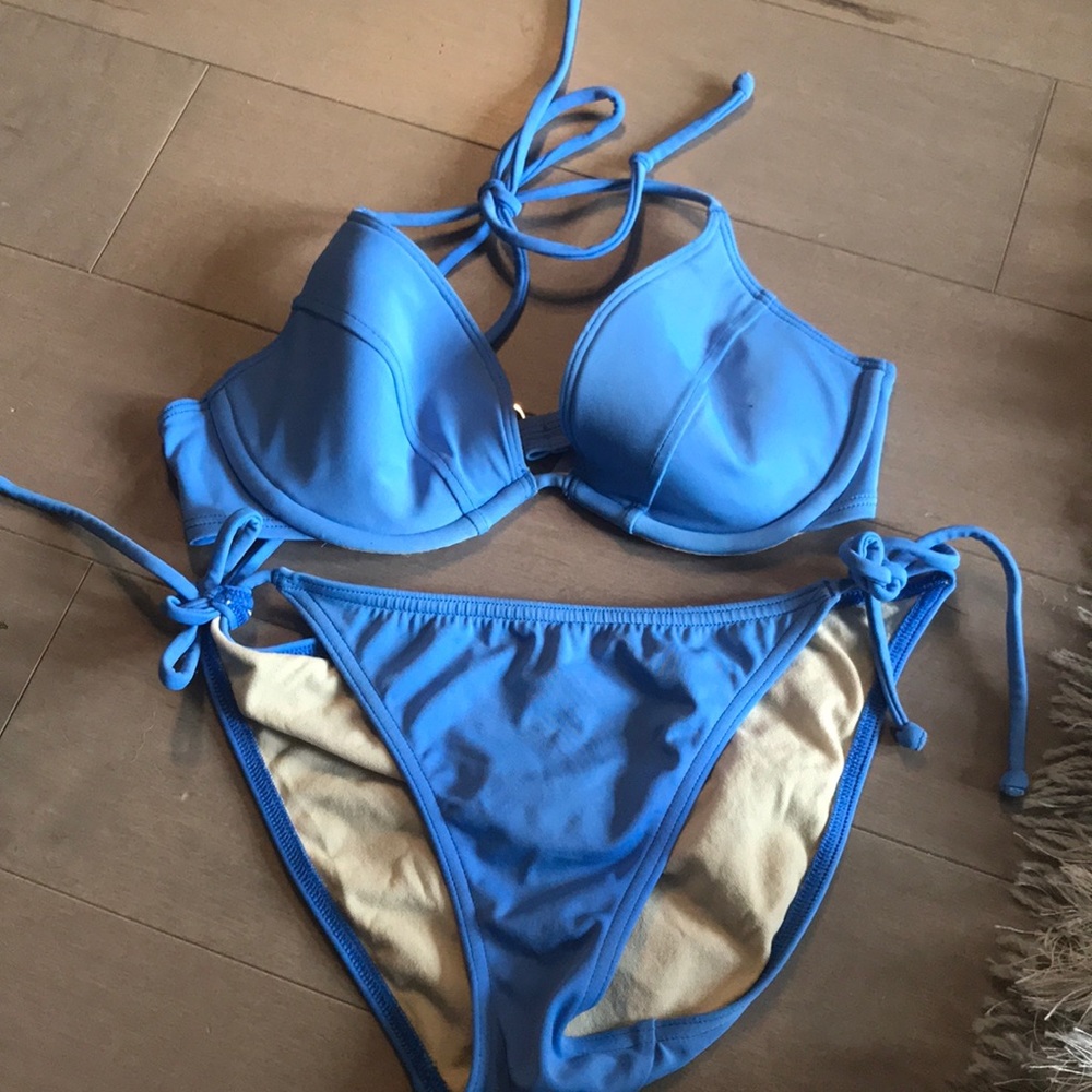 Victoria’s Secret Blue Bikini 34B & Small Bottom